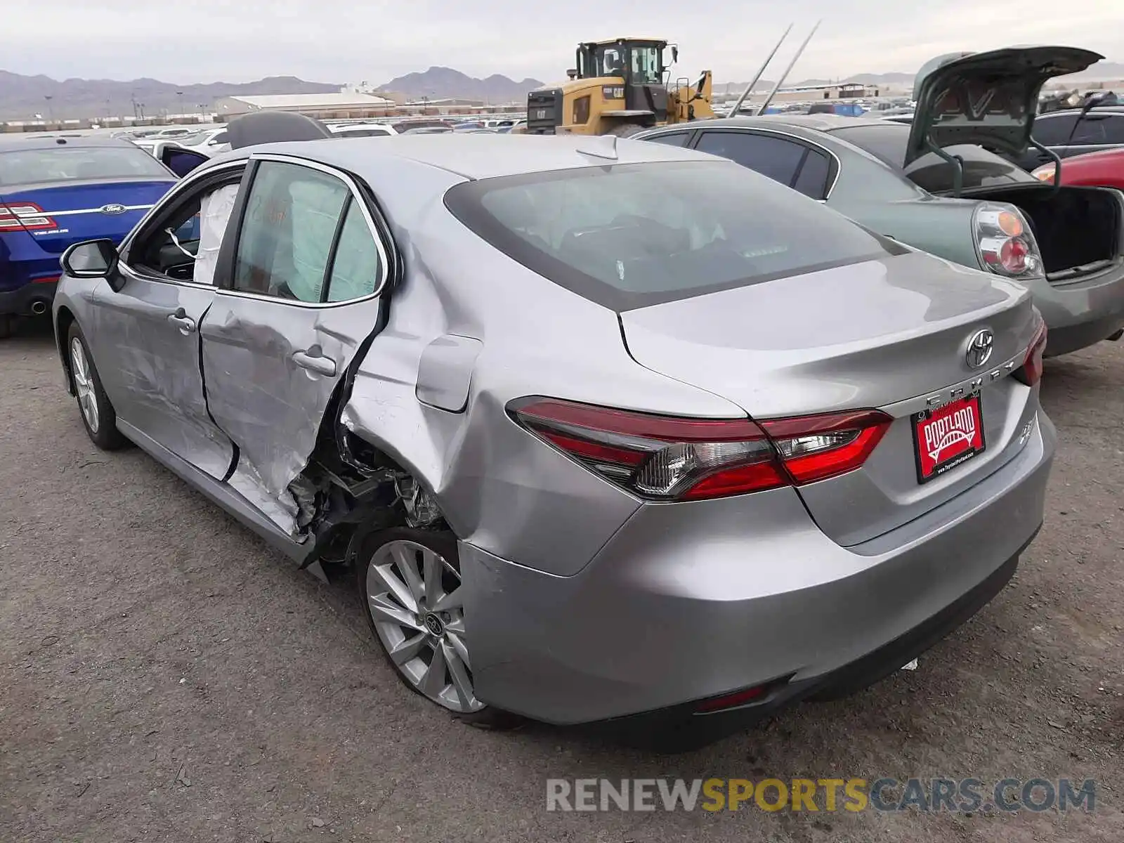 3 Photograph of a damaged car 4T1R11BK0NU048022 TOYOTA CAMRY 2022