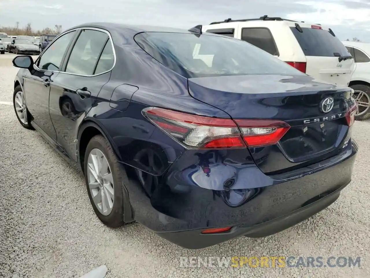 3 Photograph of a damaged car 4T1R11BK0NU068206 TOYOTA CAMRY 2022