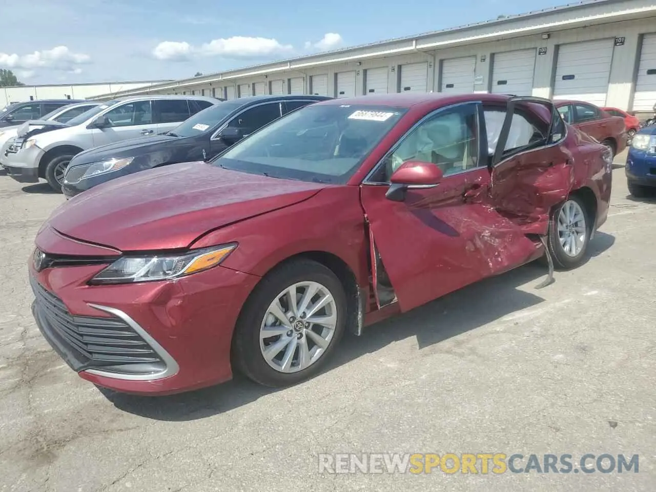 1 Photograph of a damaged car 4T1R11BK6NU067979 TOYOTA CAMRY 2022