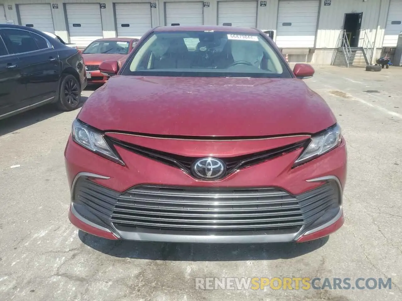 5 Photograph of a damaged car 4T1R11BK6NU067979 TOYOTA CAMRY 2022