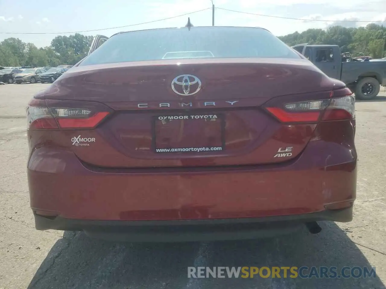 6 Photograph of a damaged car 4T1R11BK6NU067979 TOYOTA CAMRY 2022