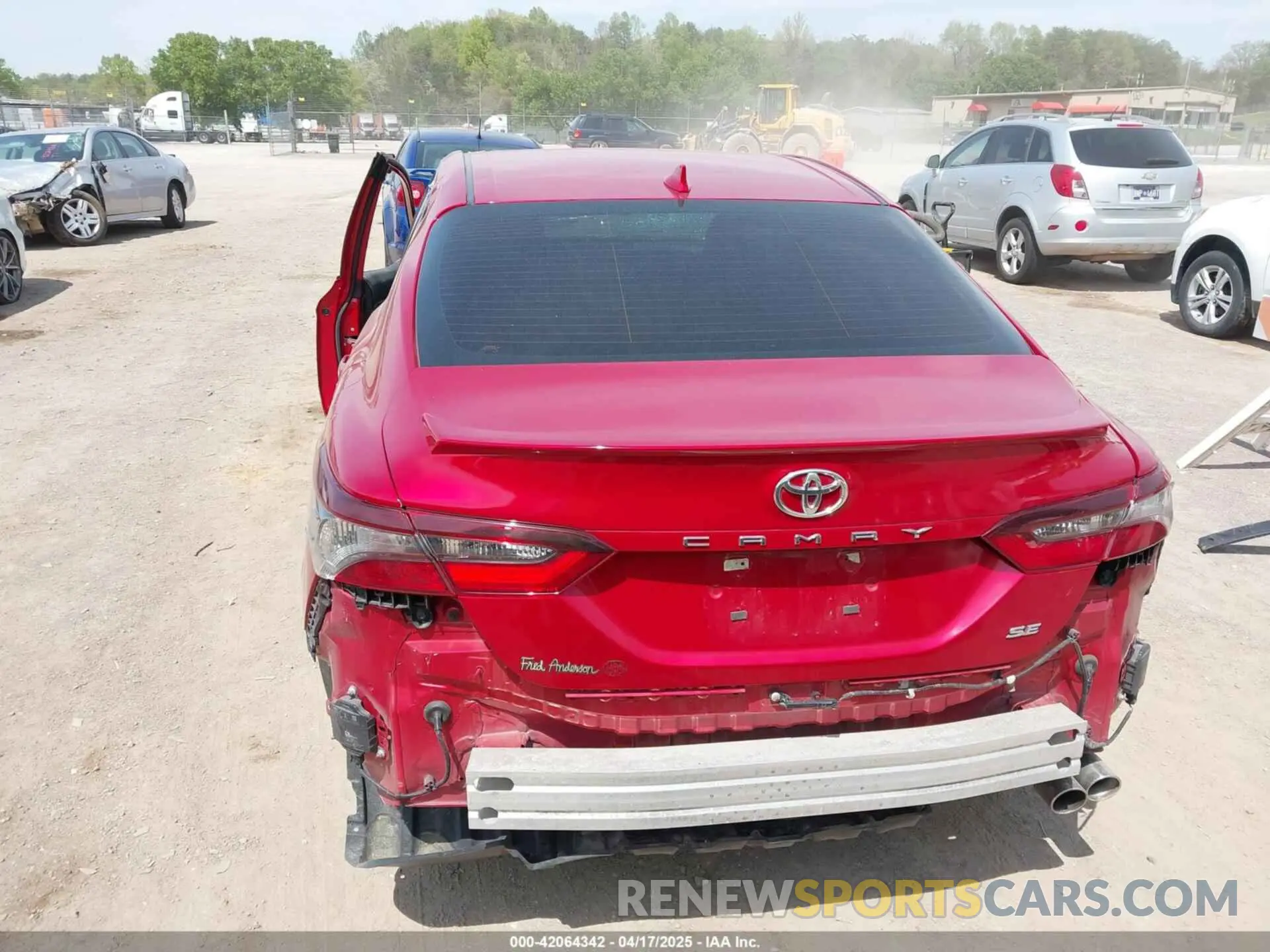 16 Photograph of a damaged car 4T1S11AK4NU053520 TOYOTA CAMRY 2022