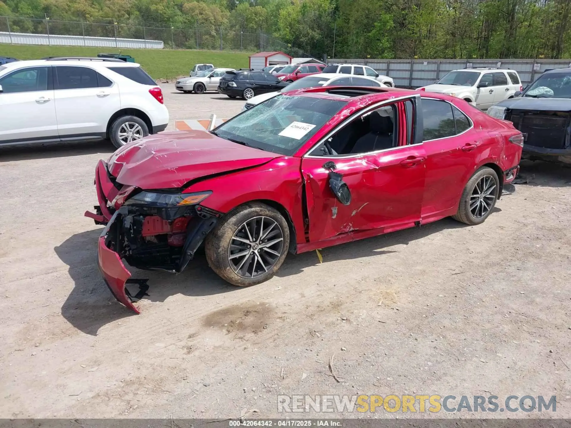 2 Photograph of a damaged car 4T1S11AK4NU053520 TOYOTA CAMRY 2022