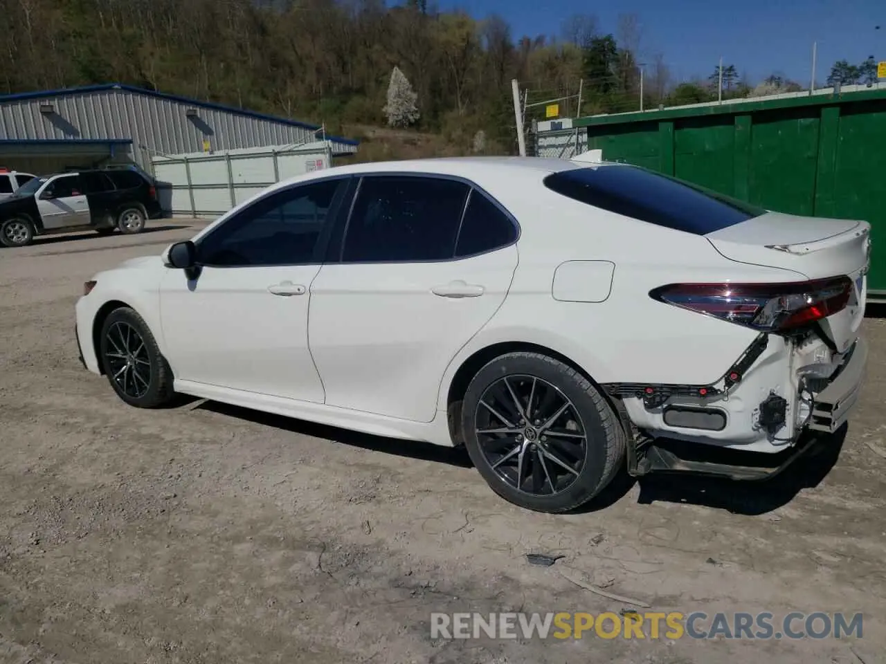 2 Photograph of a damaged car 4T1S11AK5NU046978 TOYOTA CAMRY 2022