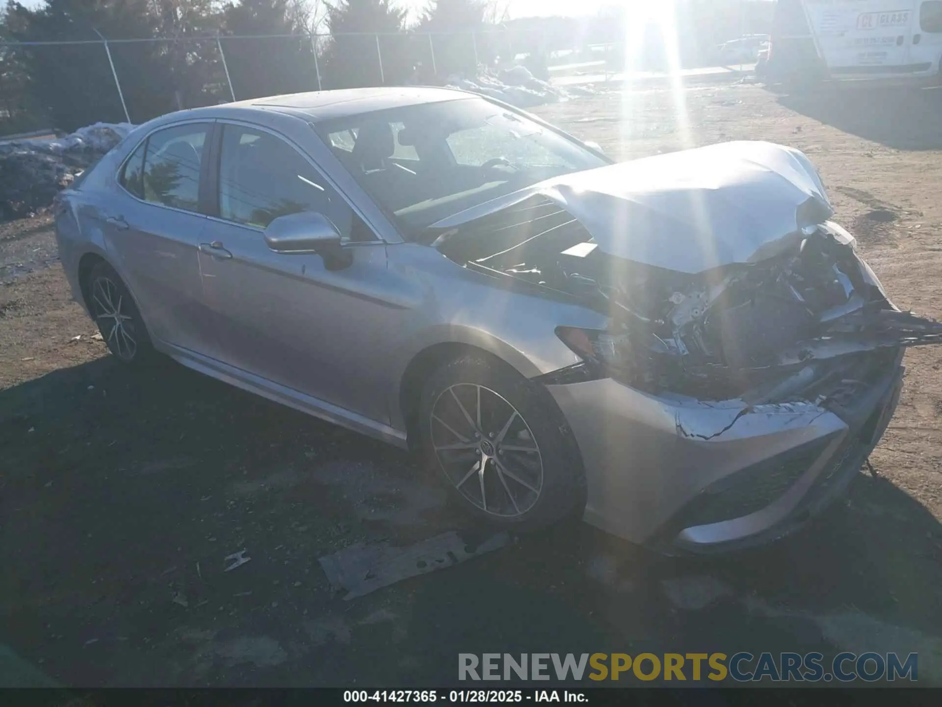1 Photograph of a damaged car 4T1S11AK6NU683054 TOYOTA CAMRY 2022