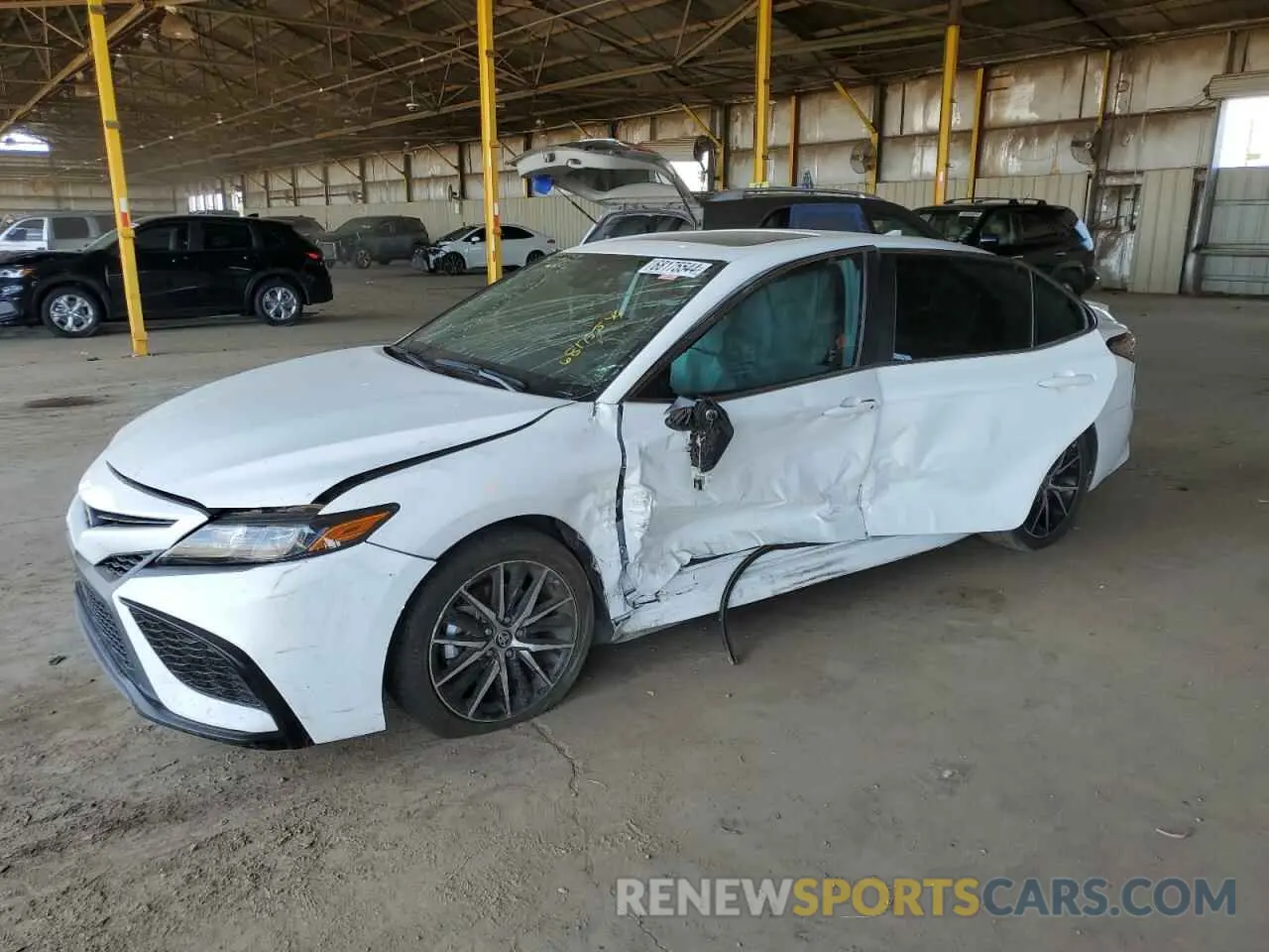 1 Photograph of a damaged car 4T1S11AK7NU044651 TOYOTA CAMRY 2022