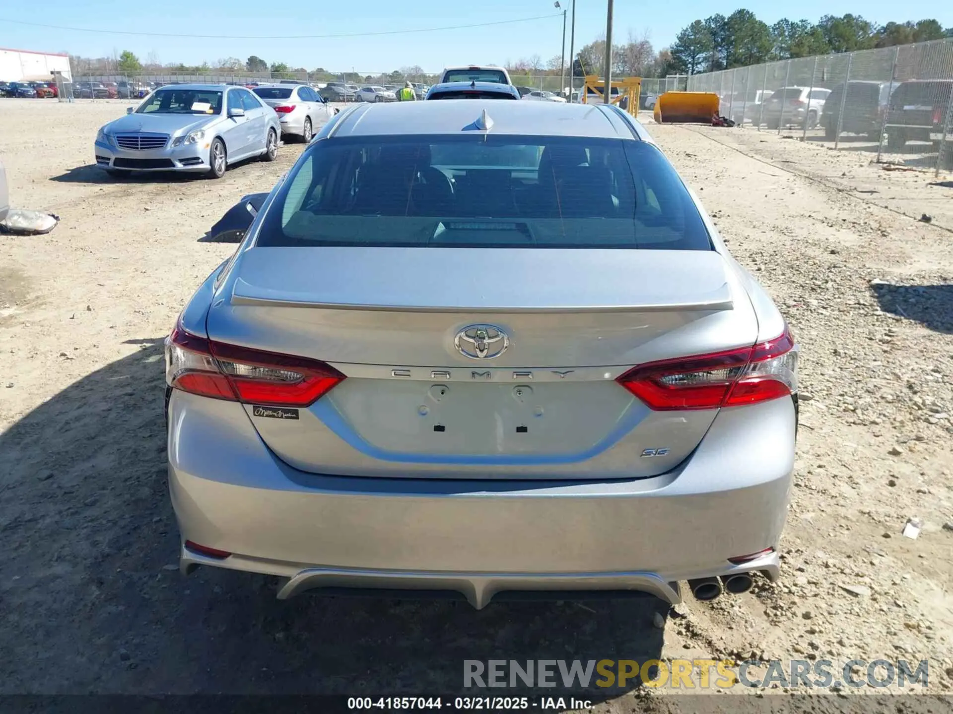 17 Photograph of a damaged car 4T1S11AK7NU054502 TOYOTA CAMRY 2022