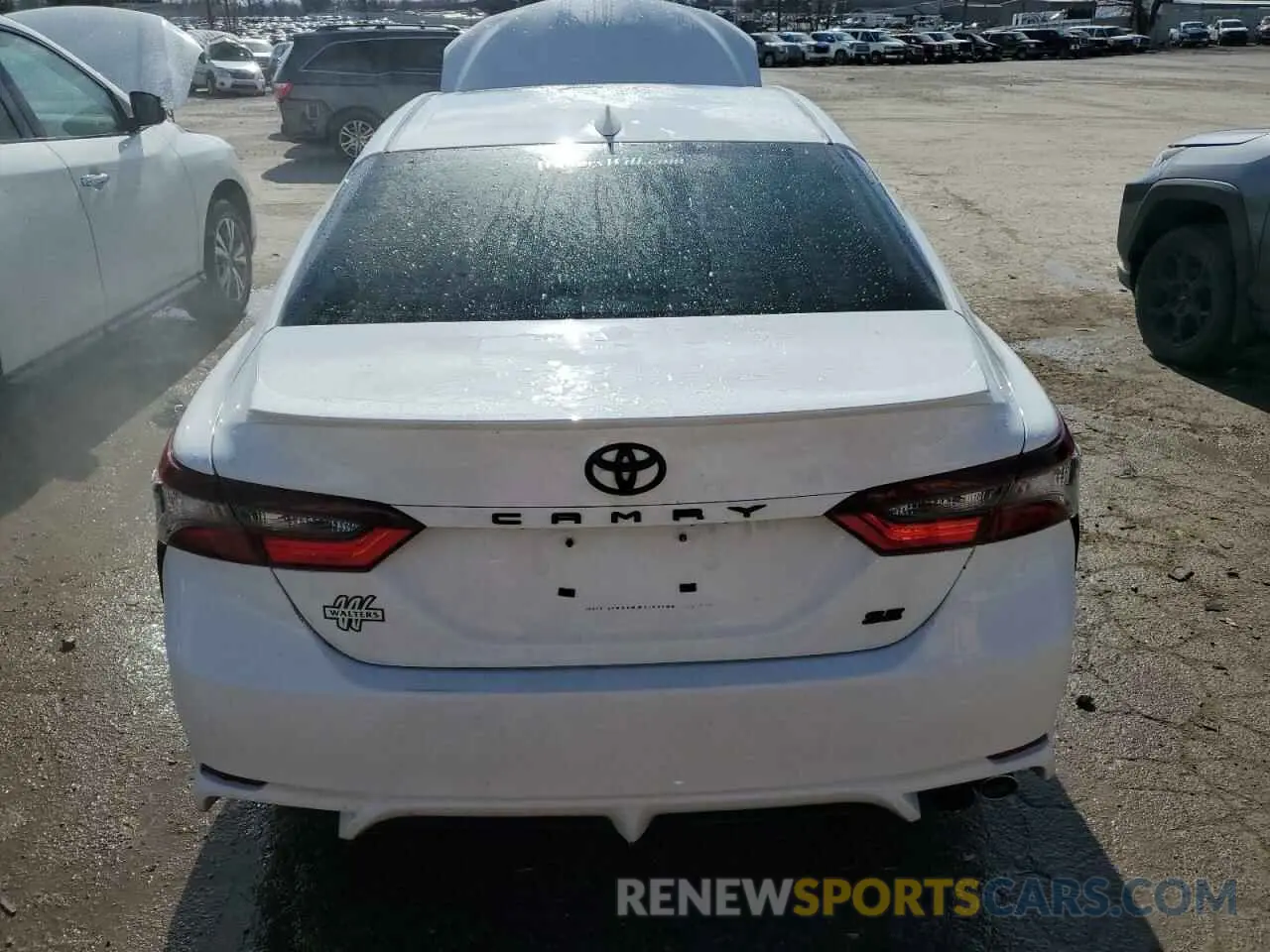 6 Photograph of a damaged car 4T1S11AK8NU047848 TOYOTA CAMRY 2022