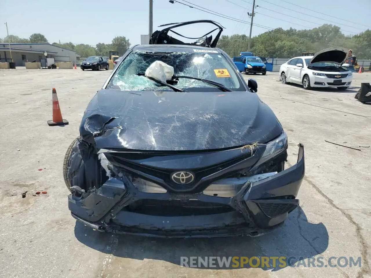 5 Photograph of a damaged car 4T1S11AK8NU680074 TOYOTA CAMRY 2022