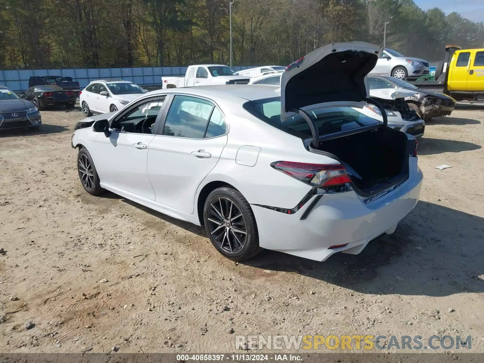 3 Photograph of a damaged car 4T1S11AKXNU046166 TOYOTA CAMRY 2022