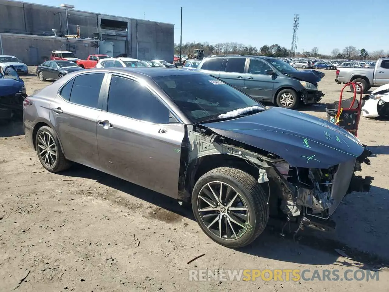 4 Photograph of a damaged car 4T1S11BK4NU067674 TOYOTA CAMRY 2022