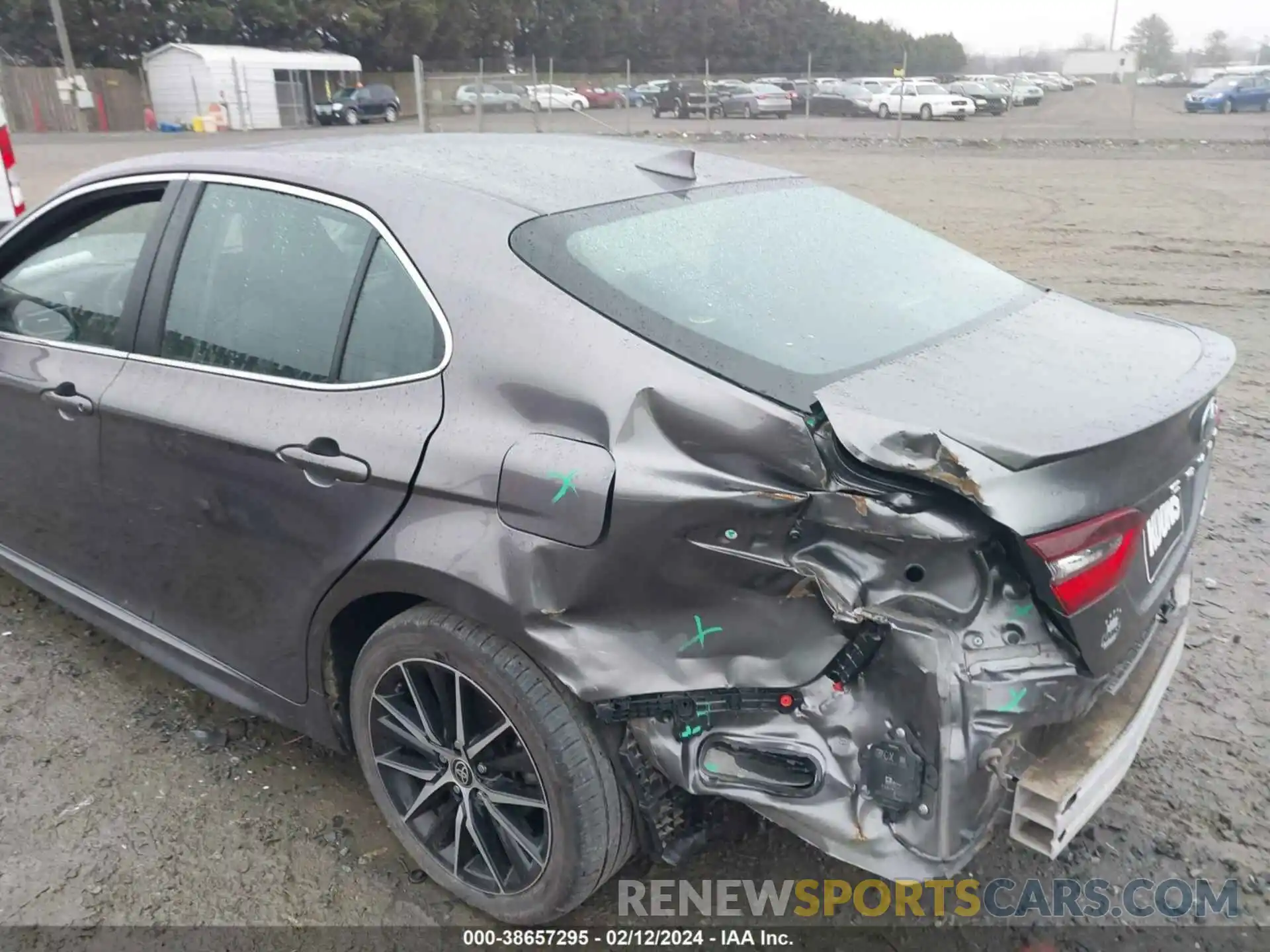 6 Photograph of a damaged car 4T1S11BK7NU067989 TOYOTA CAMRY 2022