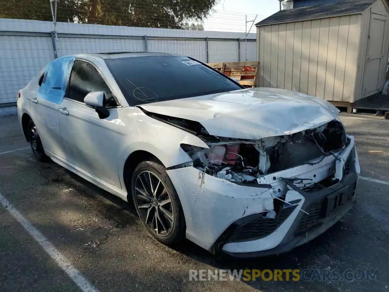 4 Photograph of a damaged car 4T1S31AK0NU038829 TOYOTA CAMRY 2022