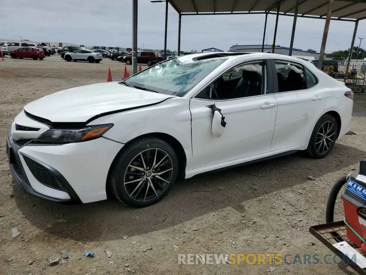 1 Photograph of a damaged car 4T1S31AK0NU578889 TOYOTA CAMRY 2022