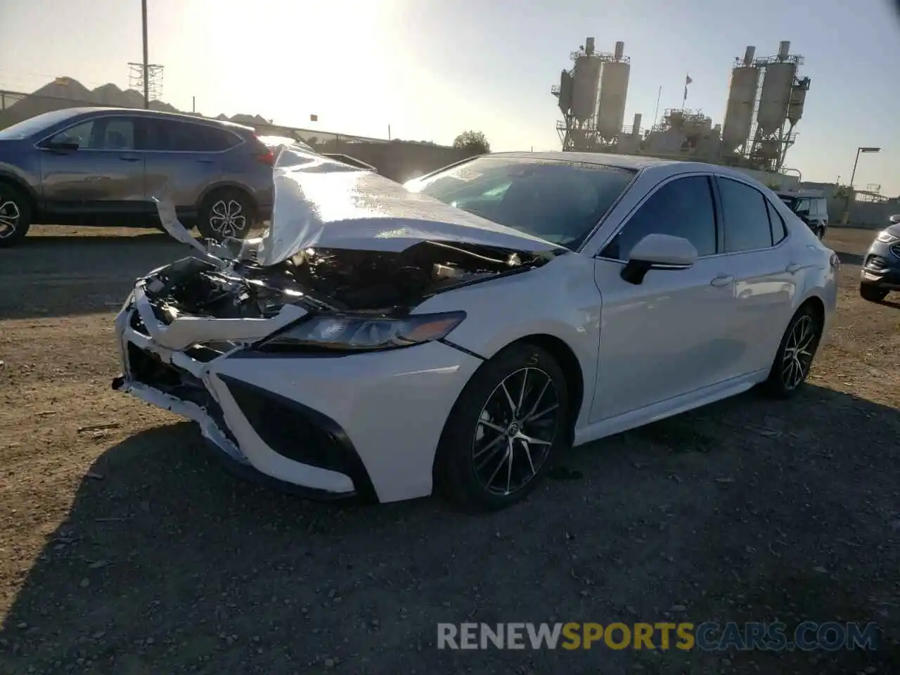 2 Photograph of a damaged car 4T1S31AK1NU035700 TOYOTA CAMRY 2022