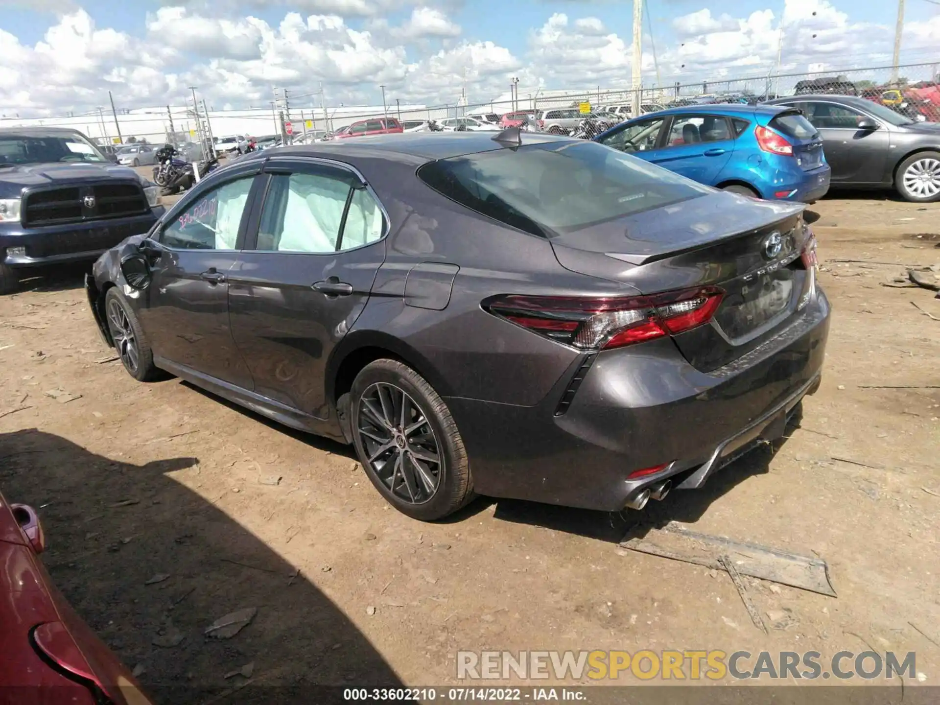 3 Photograph of a damaged car 4T1S31AK2NU587853 TOYOTA CAMRY 2022