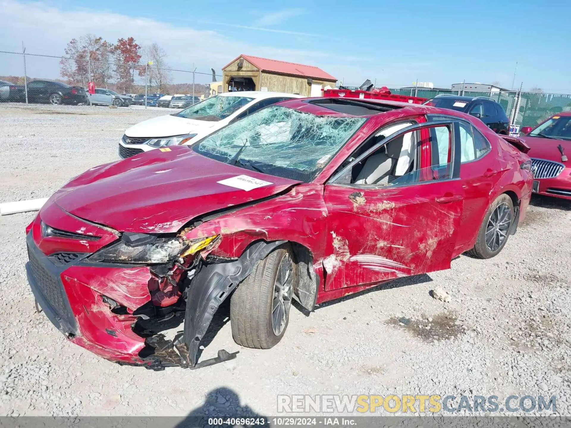 2 Photograph of a damaged car 4T1S31AK3NU033611 TOYOTA CAMRY 2022