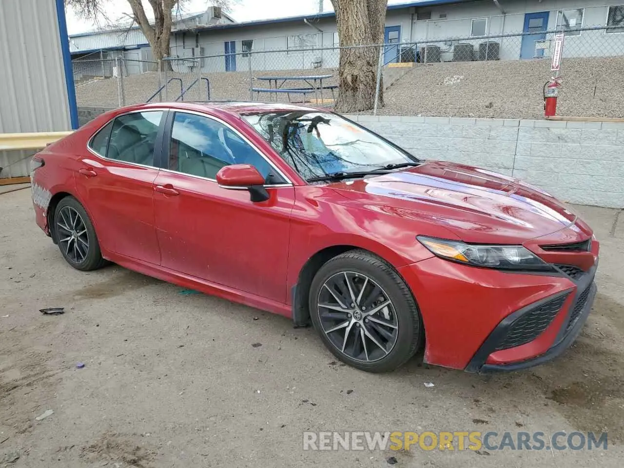 4 Photograph of a damaged car 4T1S31AK3NU039800 TOYOTA CAMRY 2022