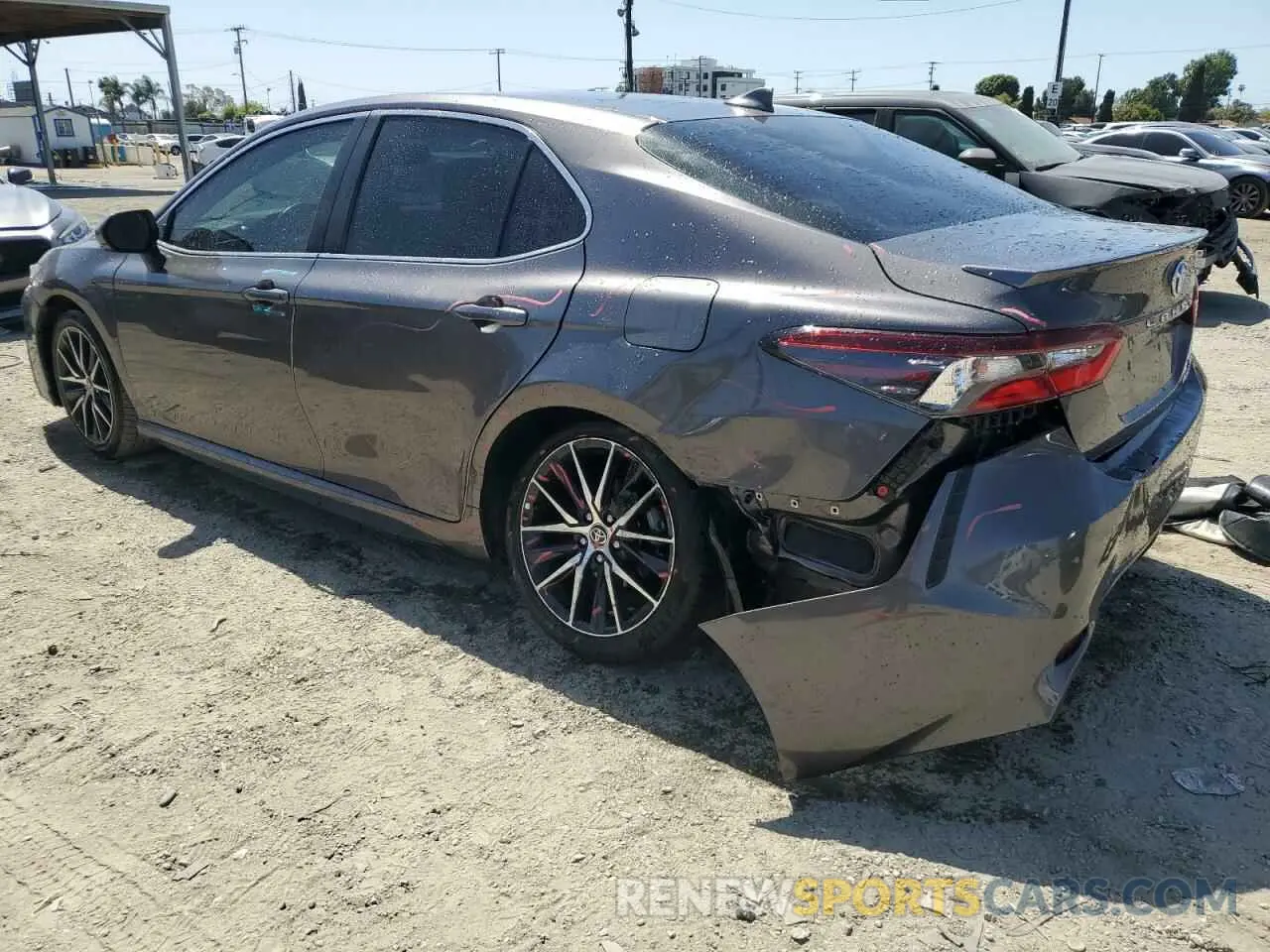2 Photograph of a damaged car 4T1S31AK4NU582069 TOYOTA CAMRY 2022