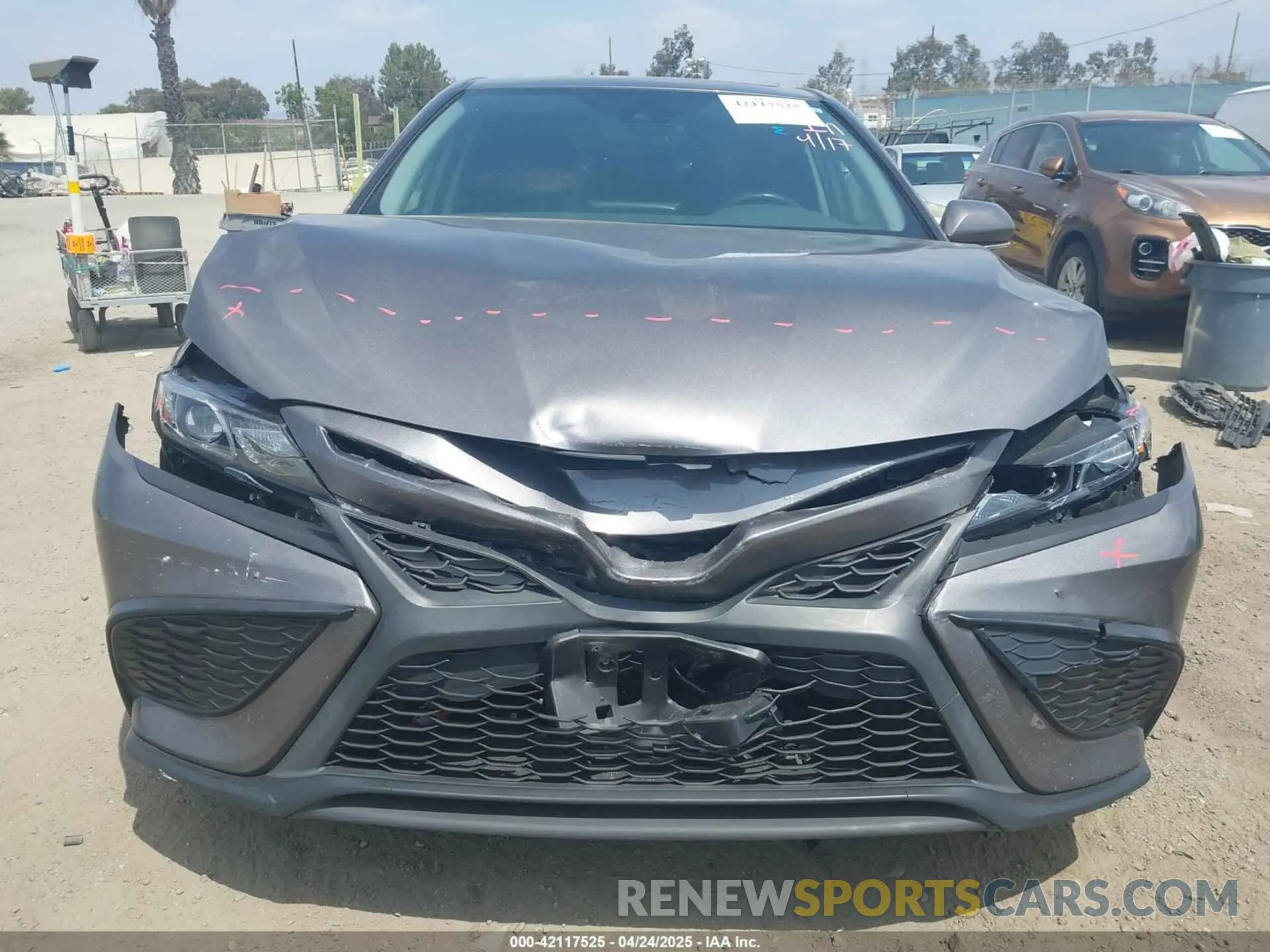12 Photograph of a damaged car 4T1S31AK8NU582270 TOYOTA CAMRY 2022
