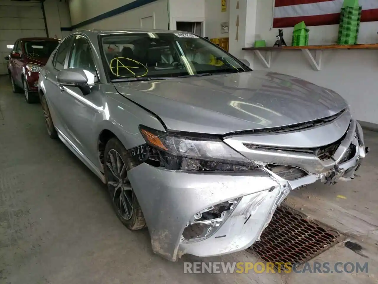 1 Photograph of a damaged car 4T1S31AK9NU576669 TOYOTA CAMRY 2022