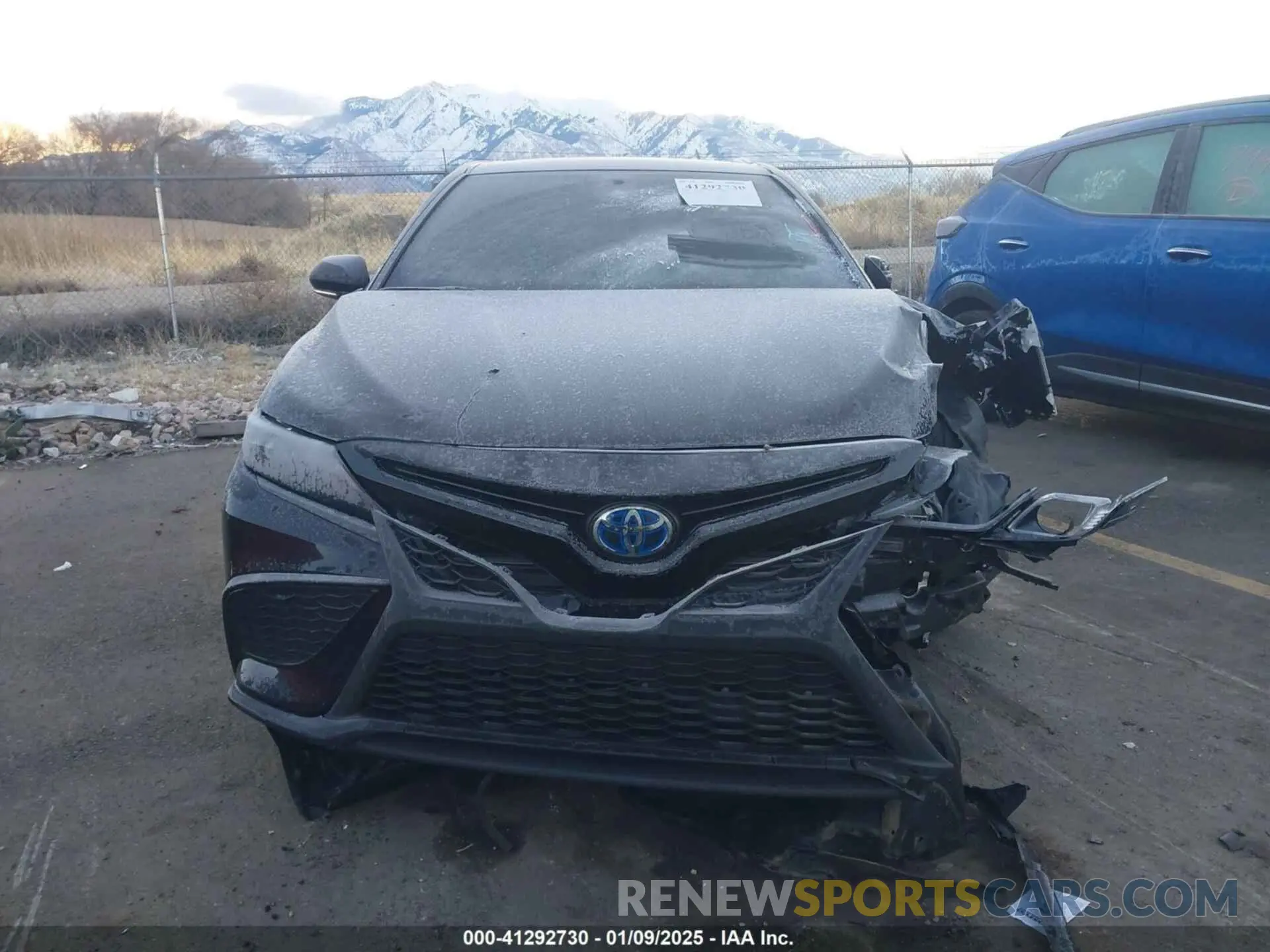 11 Photograph of a damaged car 4T1S31AKXNU586756 TOYOTA CAMRY 2022