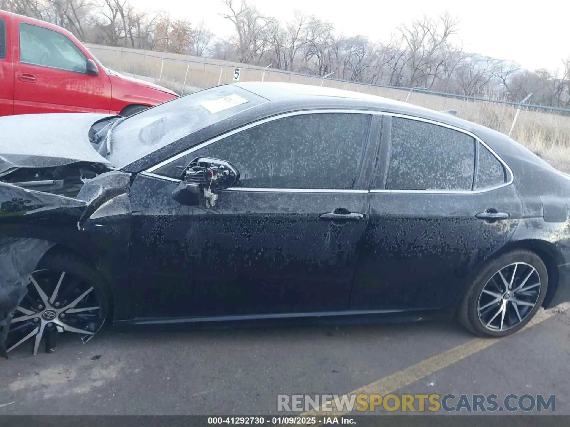 13 Photograph of a damaged car 4T1S31AKXNU586756 TOYOTA CAMRY 2022