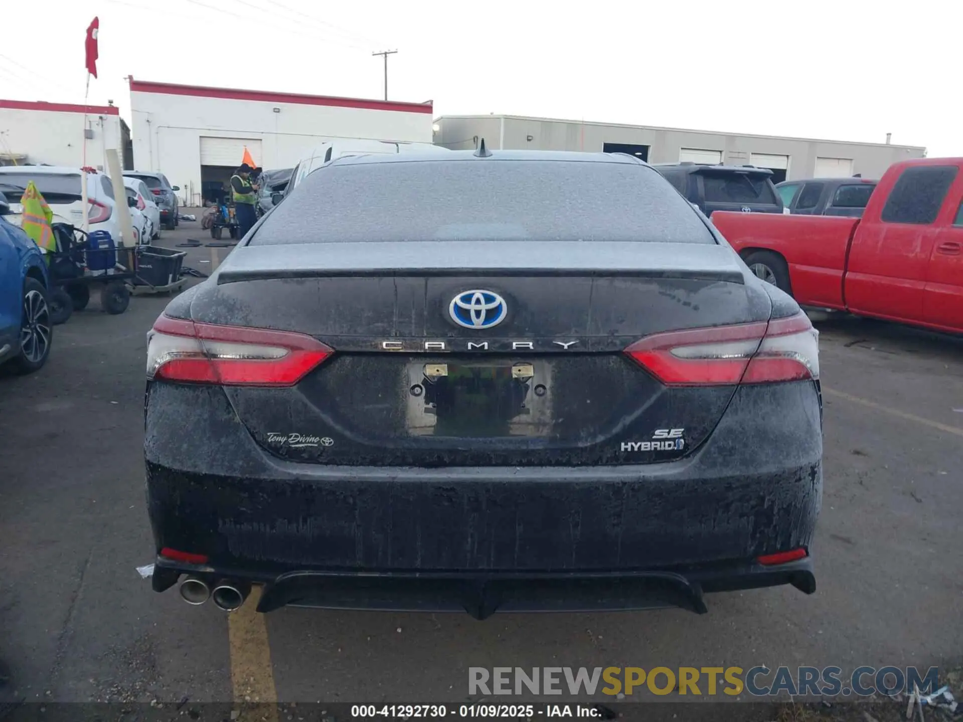 15 Photograph of a damaged car 4T1S31AKXNU586756 TOYOTA CAMRY 2022