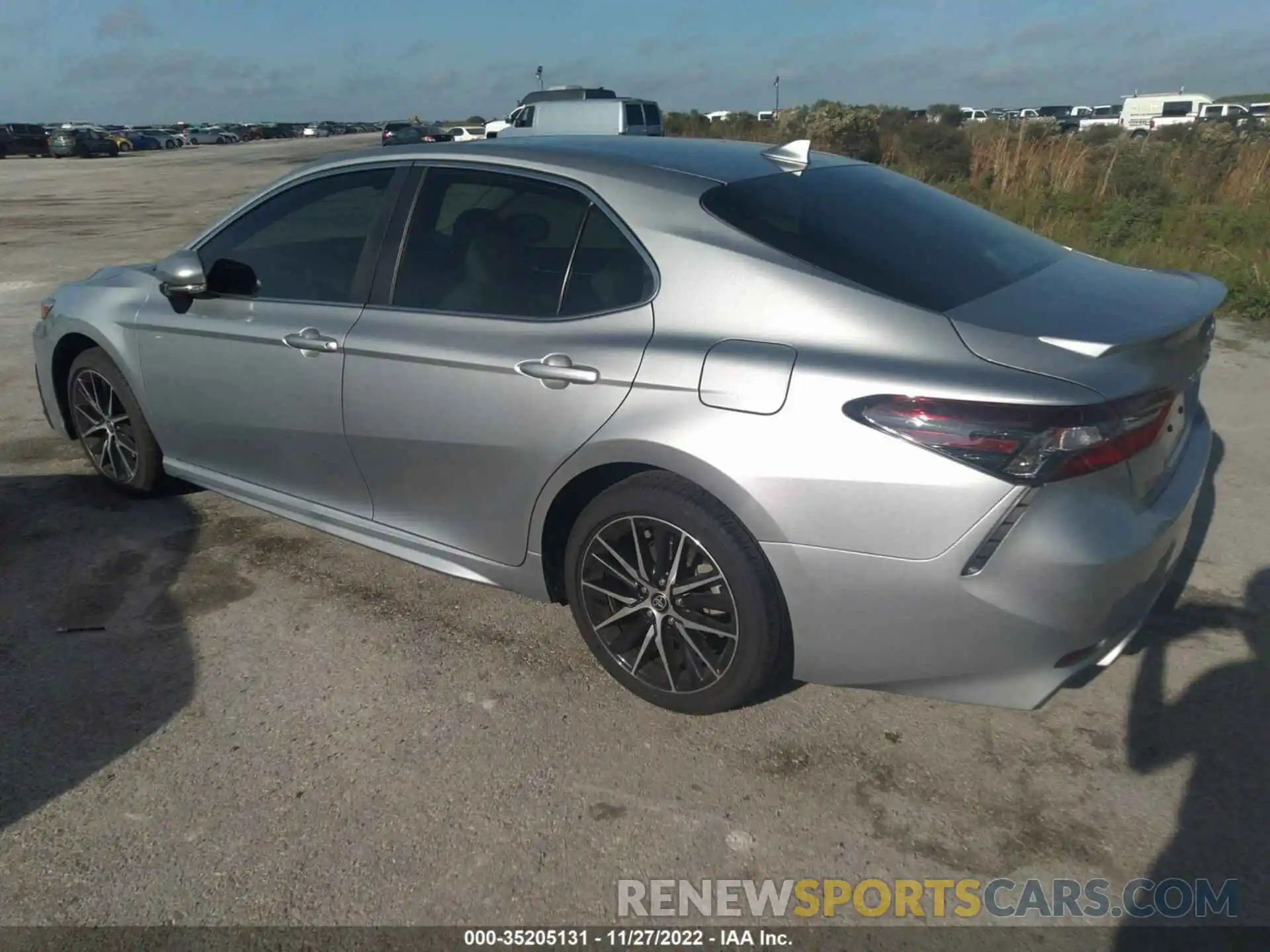 3 Photograph of a damaged car 4T1T11AK0NU065930 TOYOTA CAMRY 2022