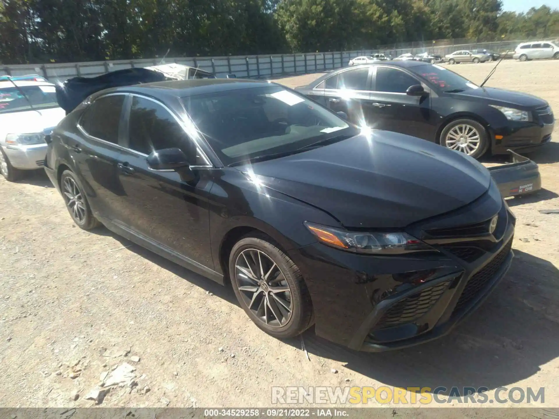 1 Photograph of a damaged car 4T1T11AK0NU076572 TOYOTA CAMRY 2022