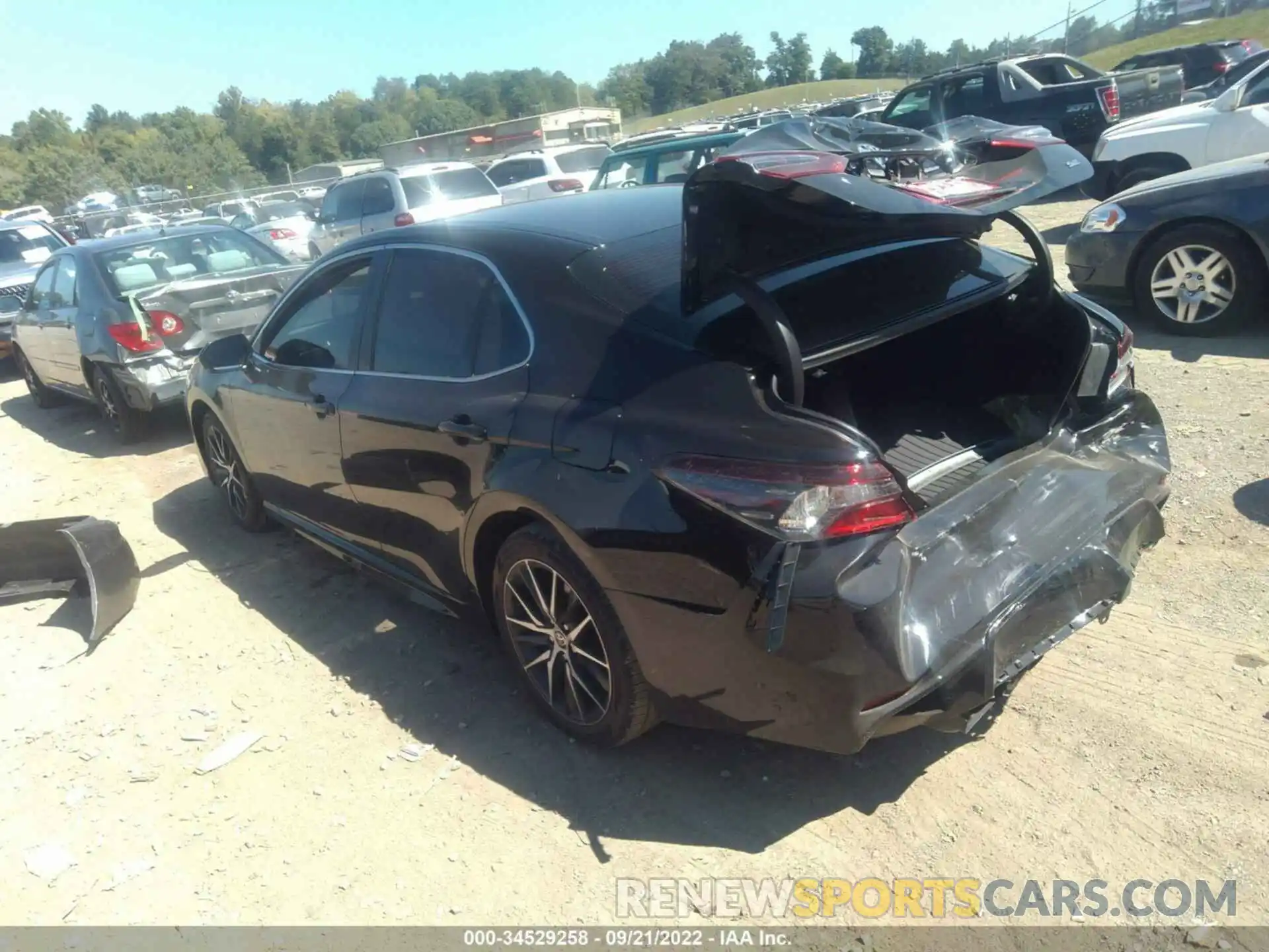 3 Photograph of a damaged car 4T1T11AK0NU076572 TOYOTA CAMRY 2022