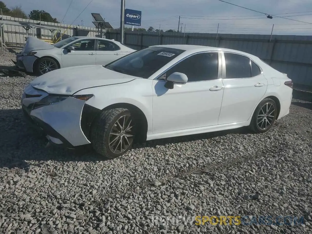 1 Photograph of a damaged car 4T1T11AK0NU636400 TOYOTA CAMRY 2022