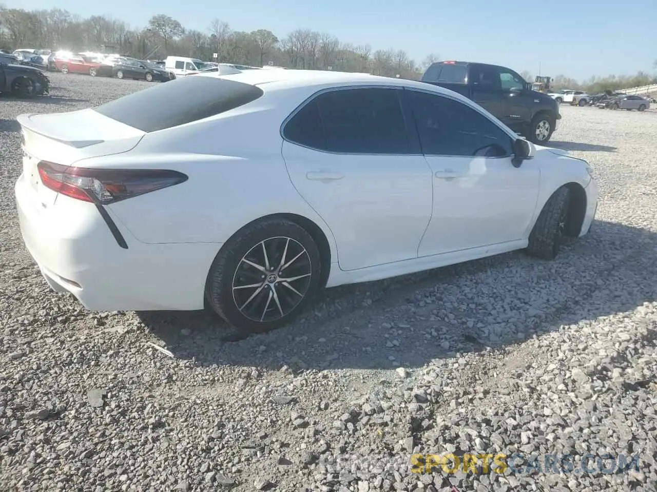 3 Photograph of a damaged car 4T1T11AK0NU636400 TOYOTA CAMRY 2022