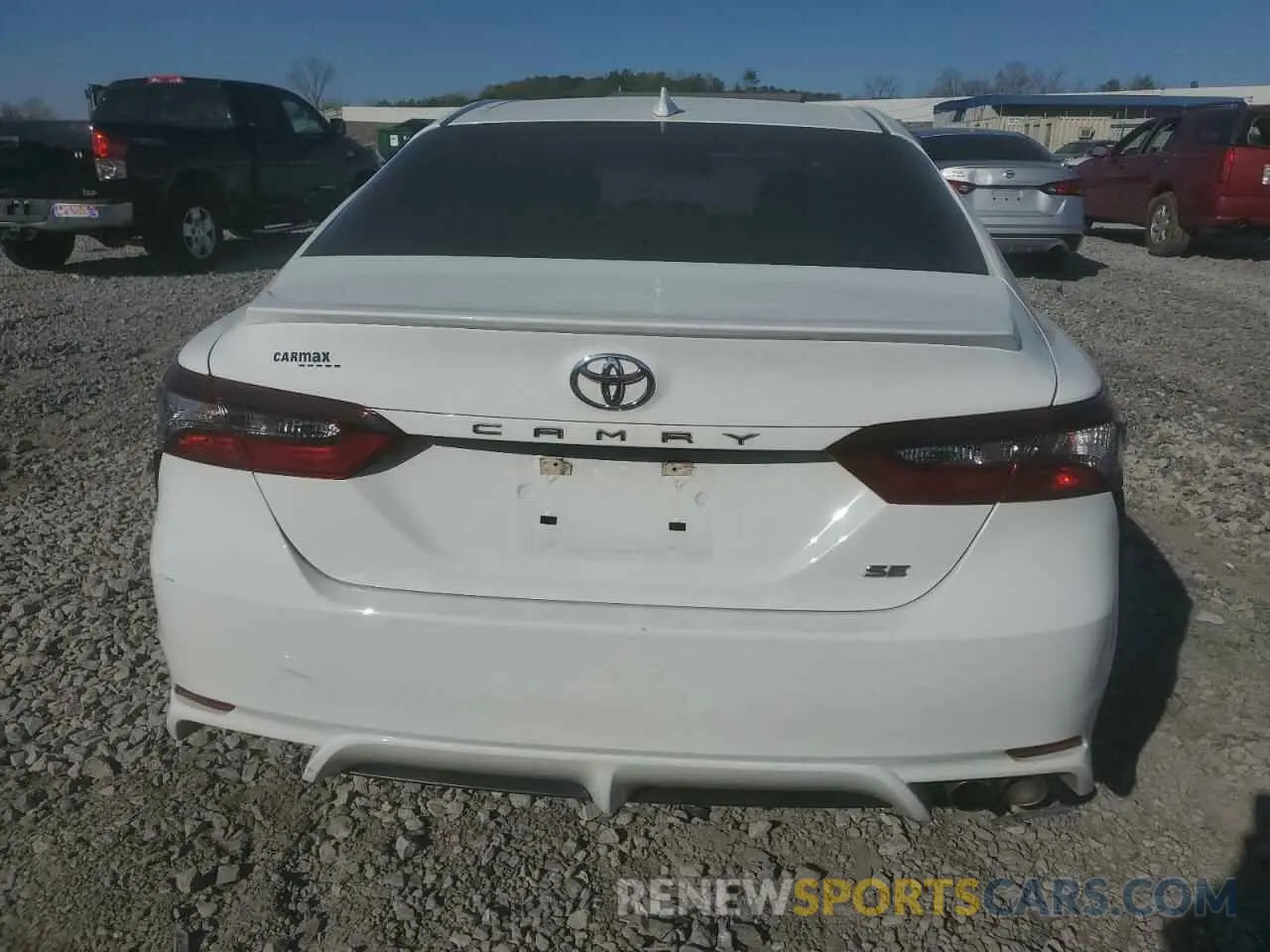 6 Photograph of a damaged car 4T1T11AK0NU636400 TOYOTA CAMRY 2022