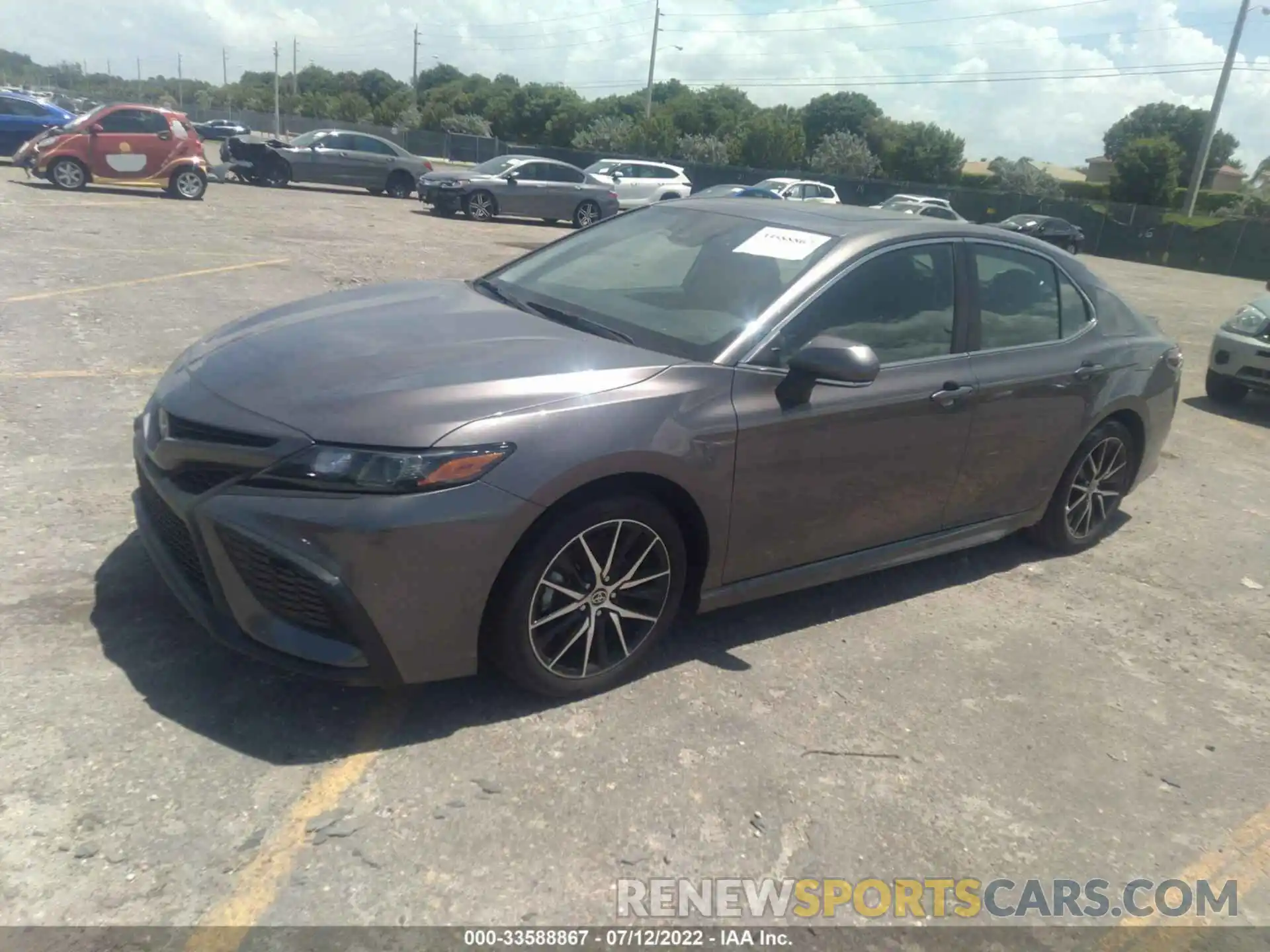 2 Photograph of a damaged car 4T1T11AK0NU638454 TOYOTA CAMRY 2022