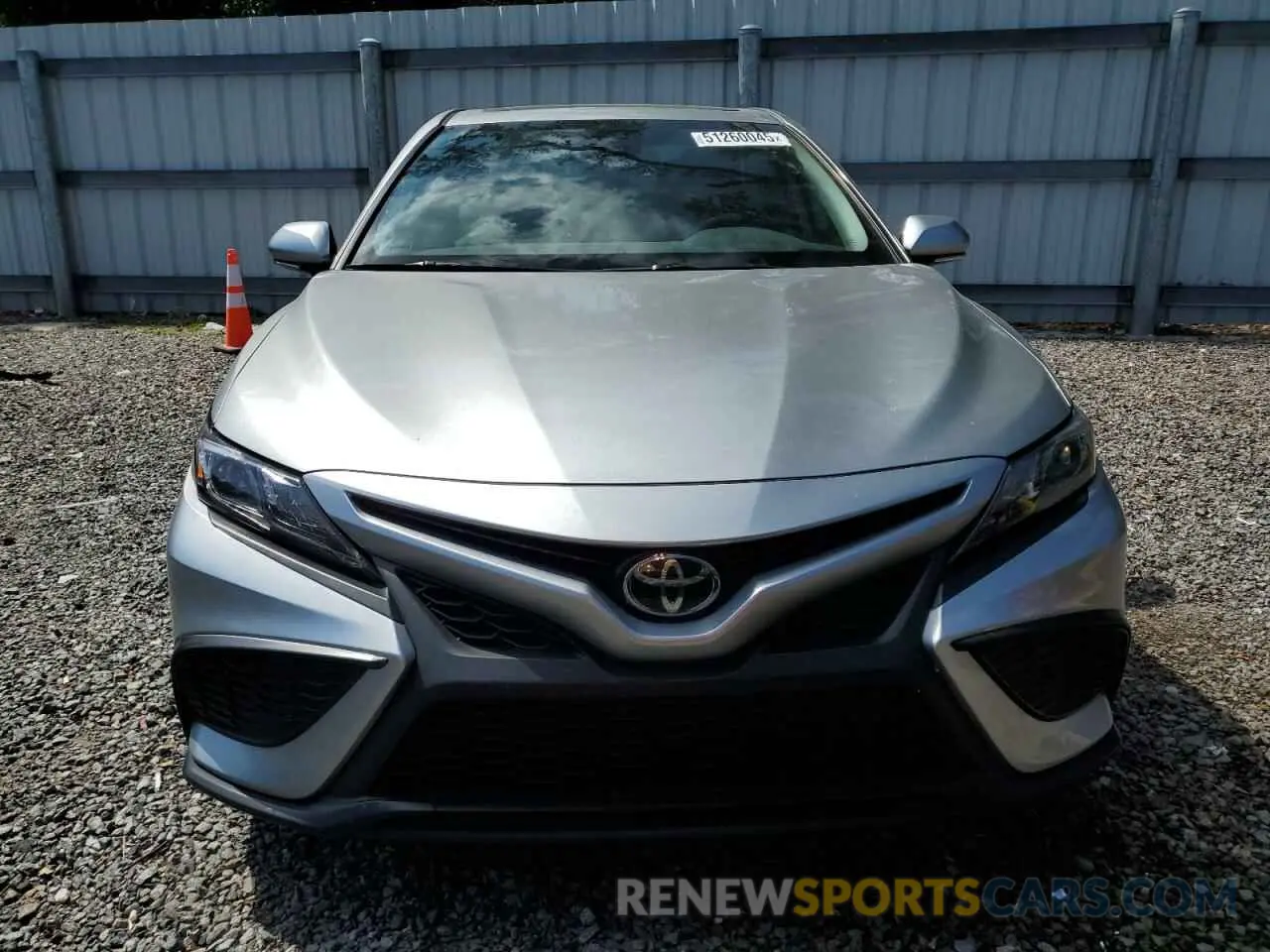 5 Photograph of a damaged car 4T1T11AK0NU689081 TOYOTA CAMRY 2022