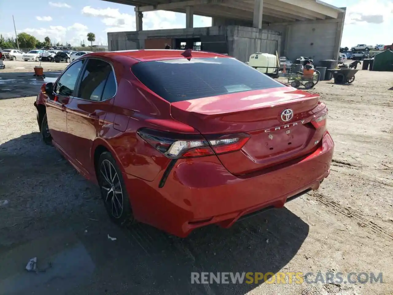 3 Photograph of a damaged car 4T1T11AK1NU011097 TOYOTA CAMRY 2022