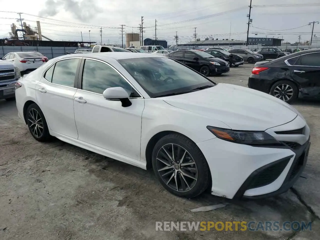 4 Photograph of a damaged car 4T1T11AK1NU038090 TOYOTA CAMRY 2022