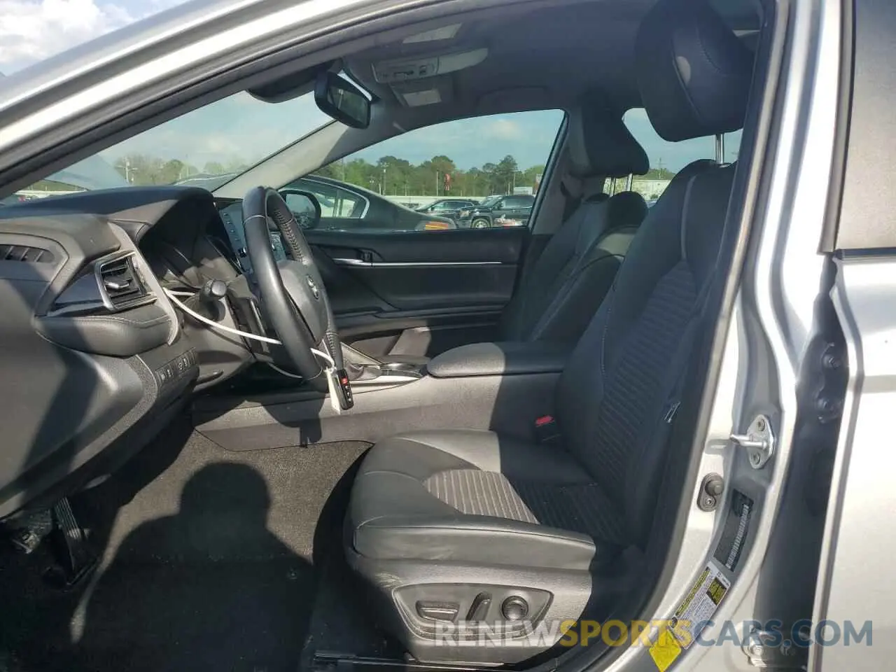7 Photograph of a damaged car 4T1T11AK1NU047209 TOYOTA CAMRY 2022