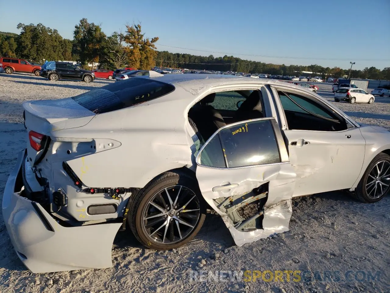 9 Photograph of a damaged car 4T1T11AK1NU056301 TOYOTA CAMRY 2022