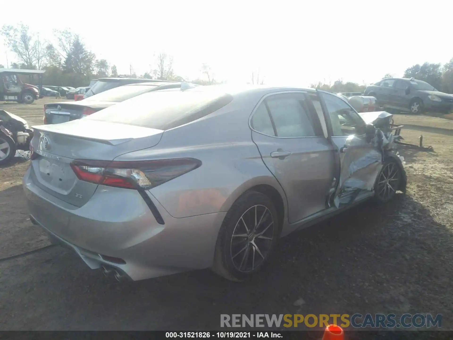 4 Photograph of a damaged car 4T1T11AK1NU619542 TOYOTA CAMRY 2022