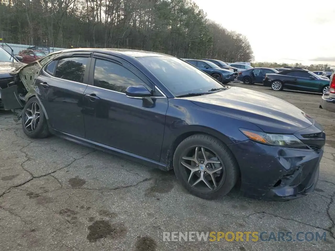4 Photograph of a damaged car 4T1T11AK1NU643355 TOYOTA CAMRY 2022