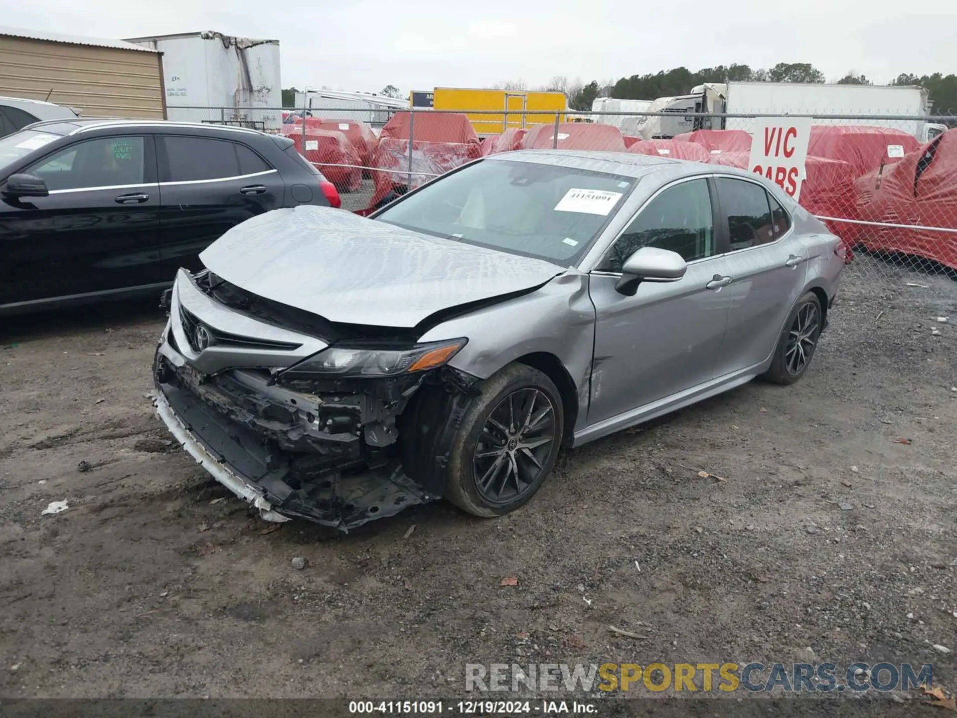 2 Photograph of a damaged car 4T1T11AK1NU643629 TOYOTA CAMRY 2022