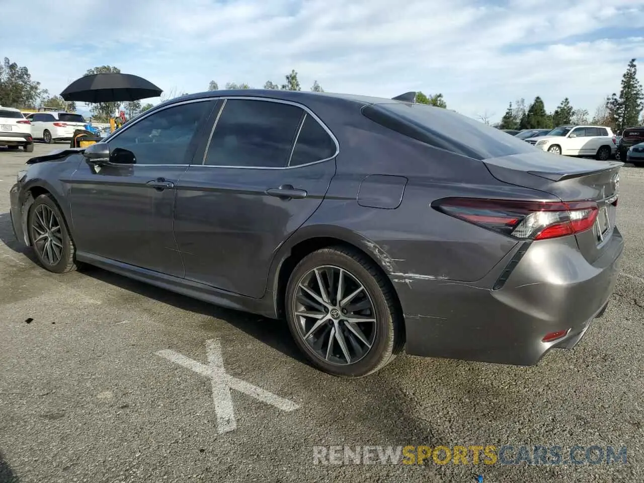 2 Photograph of a damaged car 4T1T11AK1NU688019 TOYOTA CAMRY 2022