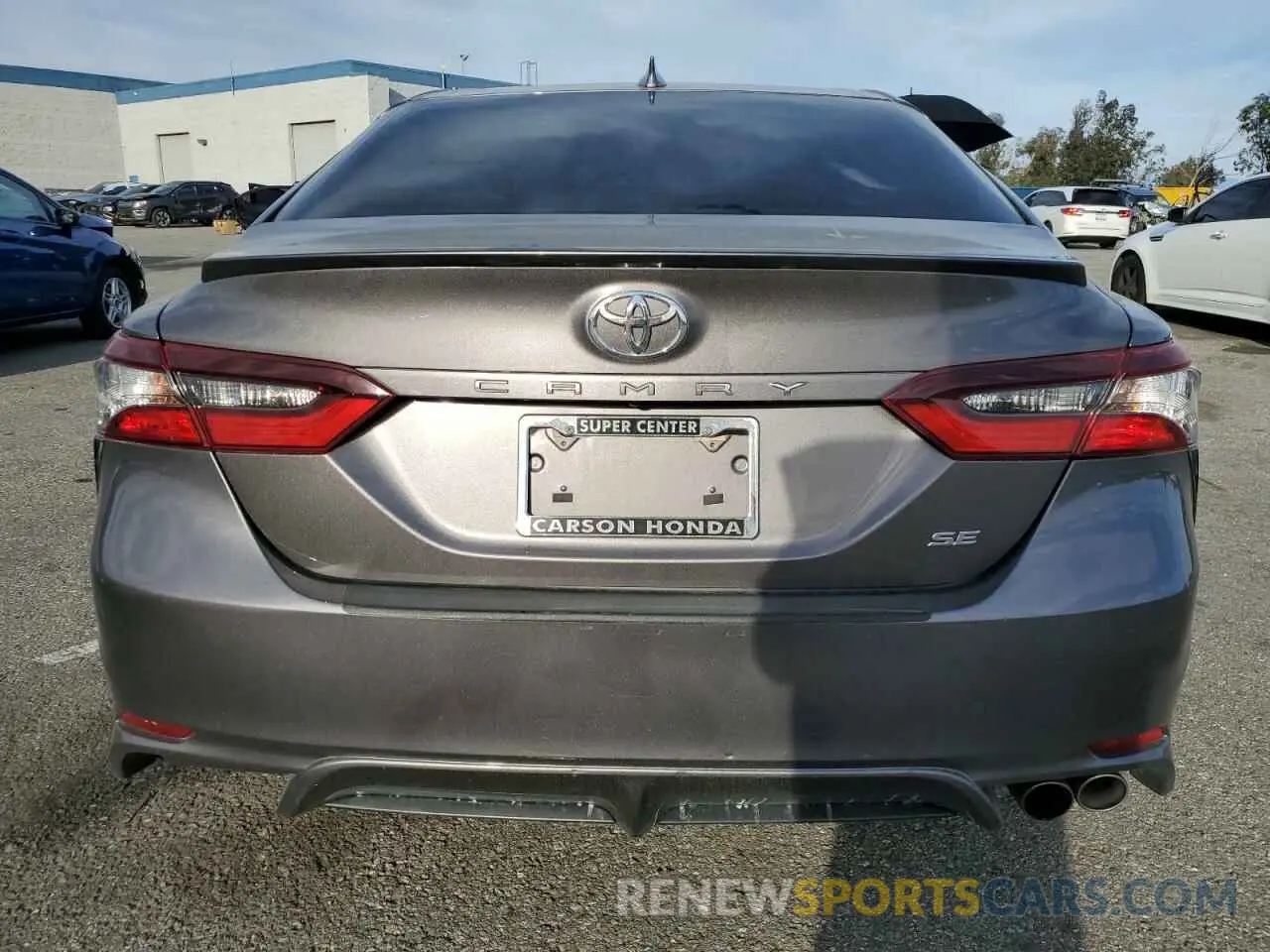 6 Photograph of a damaged car 4T1T11AK1NU688019 TOYOTA CAMRY 2022
