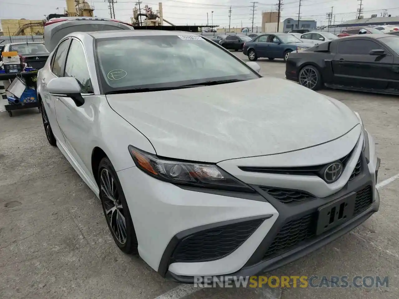 1 Photograph of a damaged car 4T1T11AK2NU054850 TOYOTA CAMRY 2022