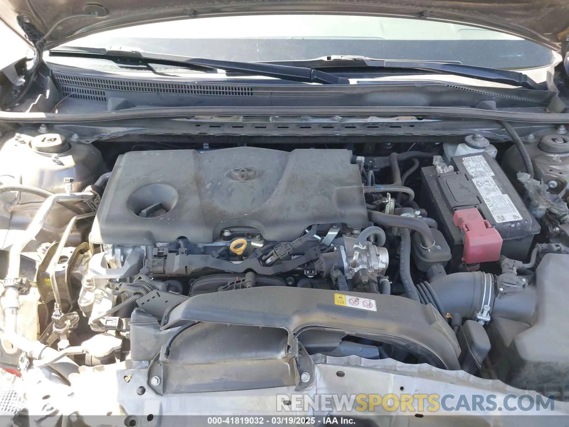 10 Photograph of a damaged car 4T1T11AK2NU701442 TOYOTA CAMRY 2022