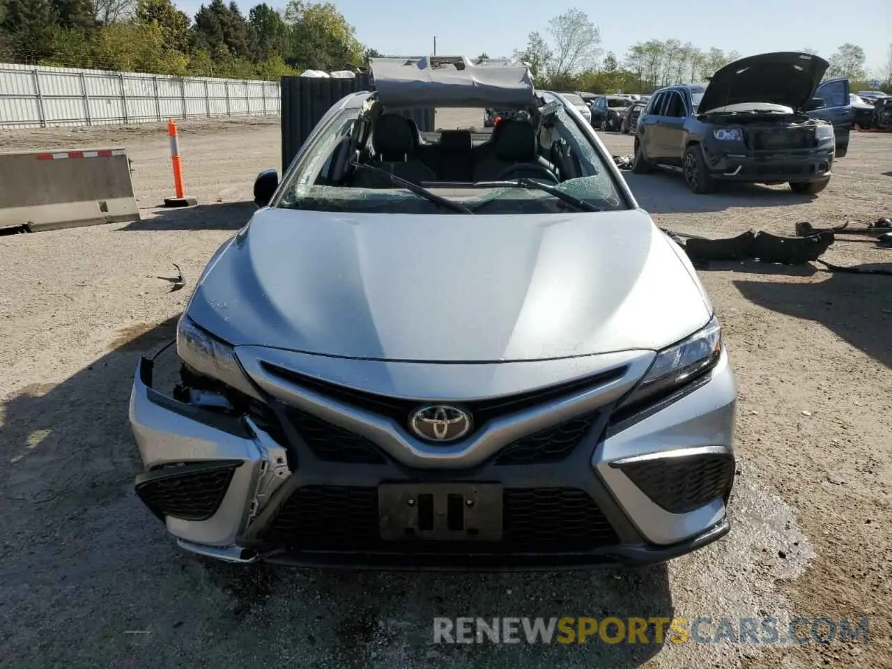 5 Photograph of a damaged car 4T1T11AK3NU016415 TOYOTA CAMRY 2022