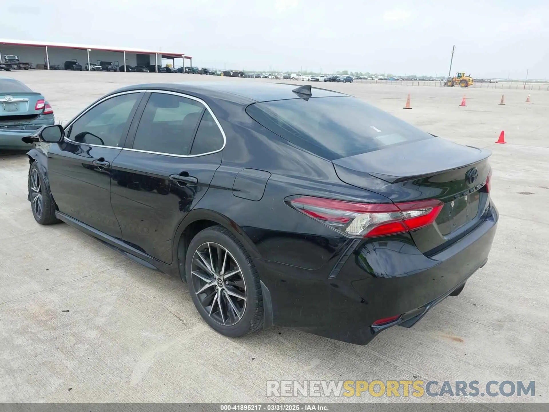 3 Photograph of a damaged car 4T1T11AK3NU016933 TOYOTA CAMRY 2022