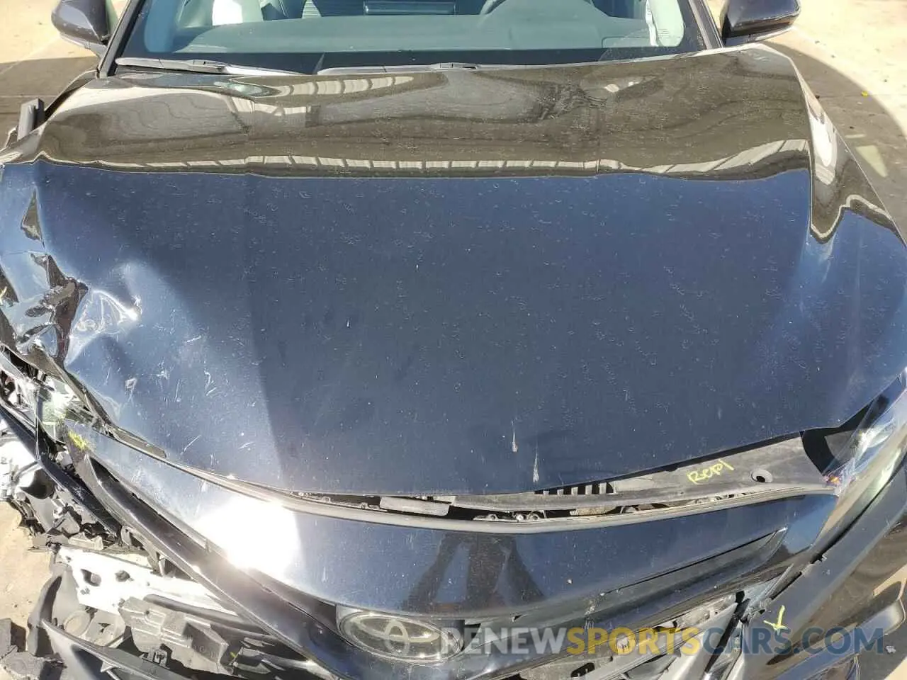 11 Photograph of a damaged car 4T1T11AK4NU008145 TOYOTA CAMRY 2022